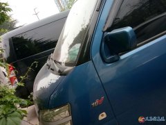 出售面包車，聯(lián)系電話：13938105189