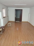 帶小院房屋出租