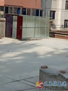 帶小院房屋出租