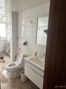 狂口出租一室，一個(gè)月350，僅限女生，伶包入住