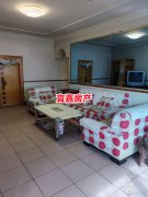 出租千園小區(qū)1樓130平3室2廳月租850元