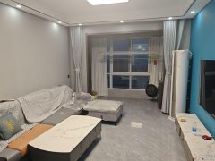 電梯精裝出租房:外國語小學(xué)附近2室96㎡，1250元/月
