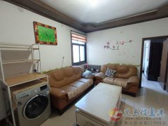 出租:狂口2室1廳70㎡，3樓、550元/