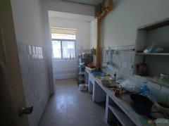 義馬電業(yè)局對面，市委斜對面，市委家屬院（世和苑）出租