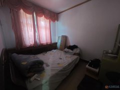 義馬電業(yè)局對面，市委斜對面，市委家屬院（世和苑）出租