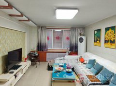 三中對面精裝一樓養(yǎng)老房 120平 3室2廳 燃暖齊全拎包住 